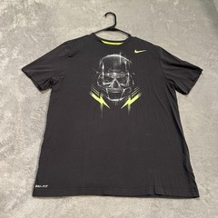 Nike Dri-FIT Shirt Mens Large Gray Football Helmet Graphic Short Sleeve Tee