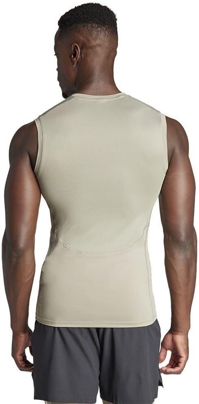 Adidas Techfit Compression Sleeveless Tee Men's Tank Top Silver Pebble Size L gallery