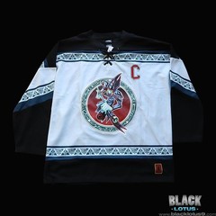 NEW Yu-Gi-Oh! Dark Magician Hockey Jersey Yugi 96 Captain BoxLunch size Large