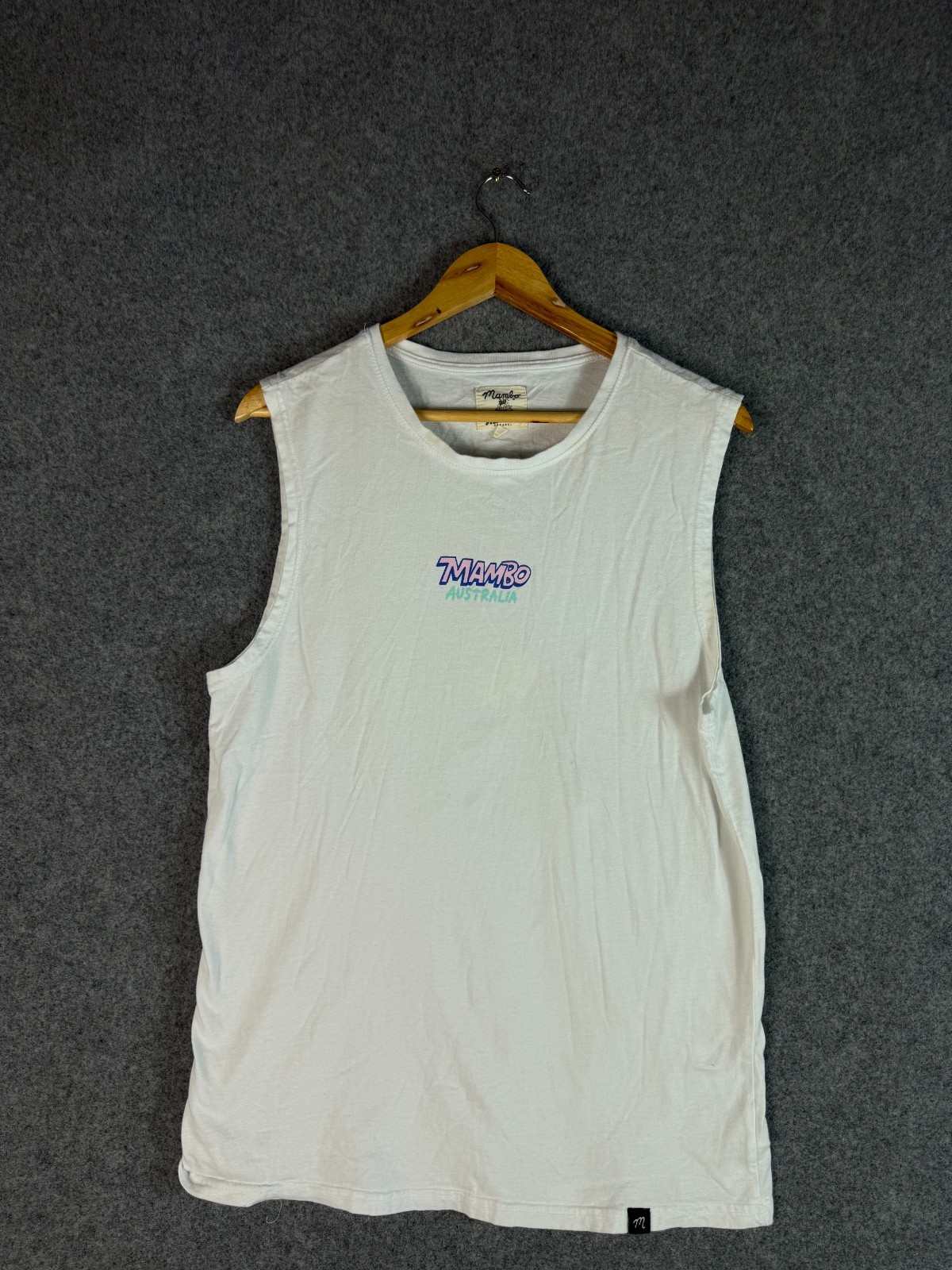 Mambo Smart Arts Tank Top Mens Medium White Sleeveless Lightweight Outdoor Logo gallery