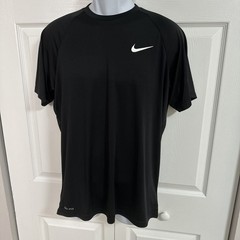 Nike Team Legend Men’s Short Sleeve Shirt – Black, M