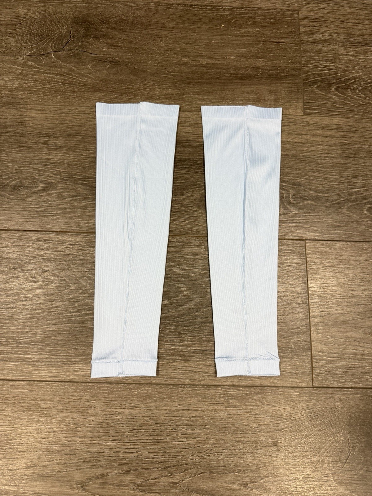 Nike Aeroswift Pro Elite Running Arm Sleeves Size Medium Baby Blue/Pink gallery
