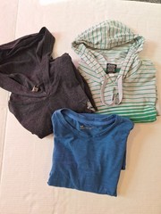 Lot Of 3 Long Sleeve Shirts Men’s Size Large Under Armor, Next Level, Tony Hawk