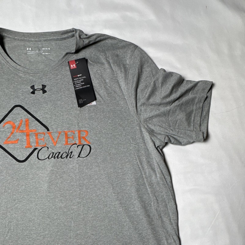 Under Armour HeatGear Men's L Gray Loose V-Neck Short Sleeve Logo Graphic Tee gallery
