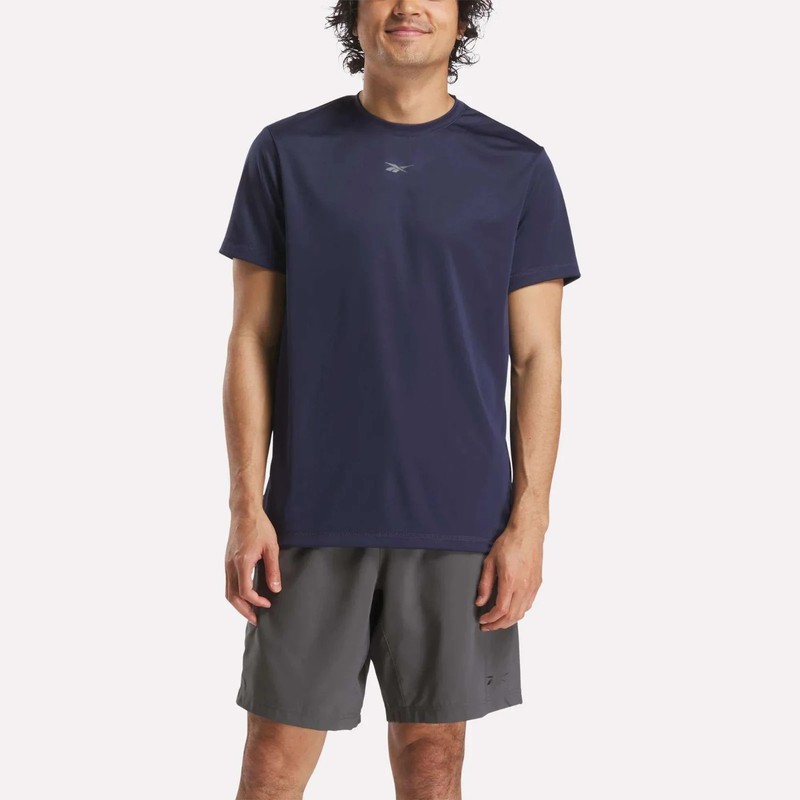Reebok ID Train Short Sleeve Tech Tee Shirt Mens Size M Center Logo Navy Blue gallery