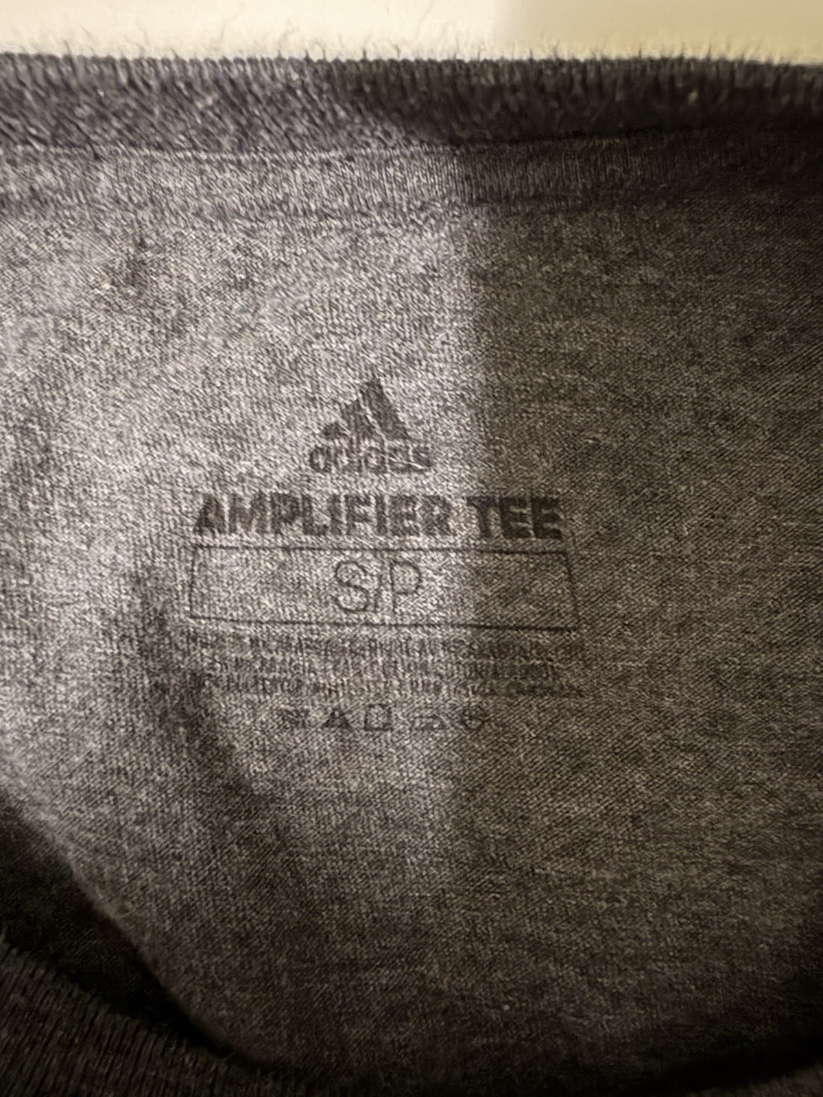 adidas Amplifier Tee Men’s S Gray/Red Logo Crew Neck Lightweight T-Shirt gallery