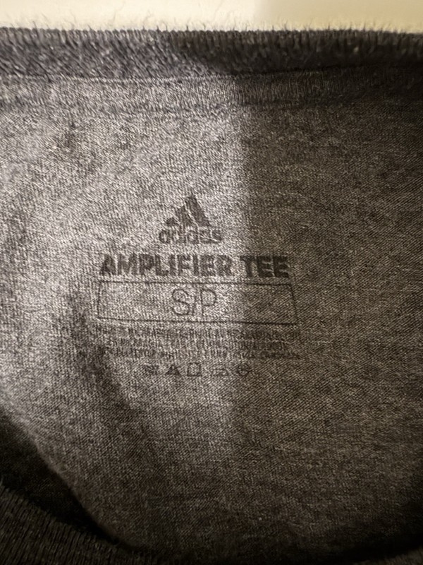 adidas Amplifier Tee Men’s S Gray/Red Logo Crew Neck Lightweight T-Shirt gallery