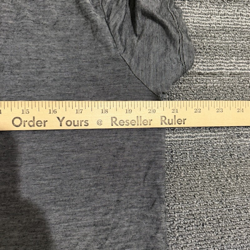 Bombas Shirt Mens Medium Gray Merino Wool Blend Baselayer Gorpcore Short Sleeve gallery
