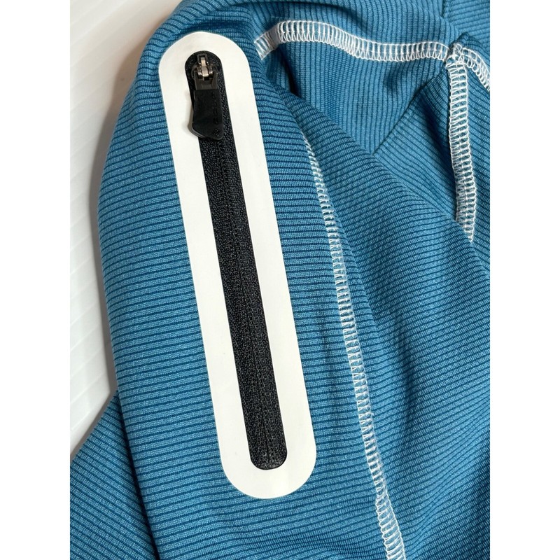 Columbia Golf Mens Medium Blue Long Sleeve 1/4 Zip Omni-Wick Pullover Shirt gallery