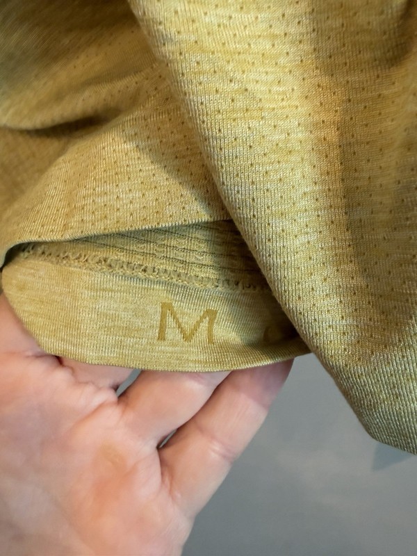 Lululemon Metal Vent 2.0 Pullover Men's M Auric Gold/Dew Tech 1/2 Zip Gym FLAW gallery