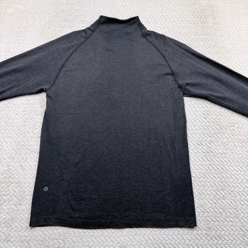 Lululemon Metal Vent Tech 1/2 Zip 2.0 Deep Coal / Black Men's Medium M Stretch gallery