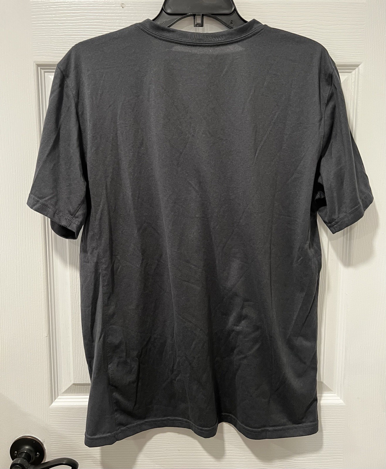 The Nike Tee Men Large Dk GrayActive T-Shirt Vneck Casual Workout Short Sleeve gallery