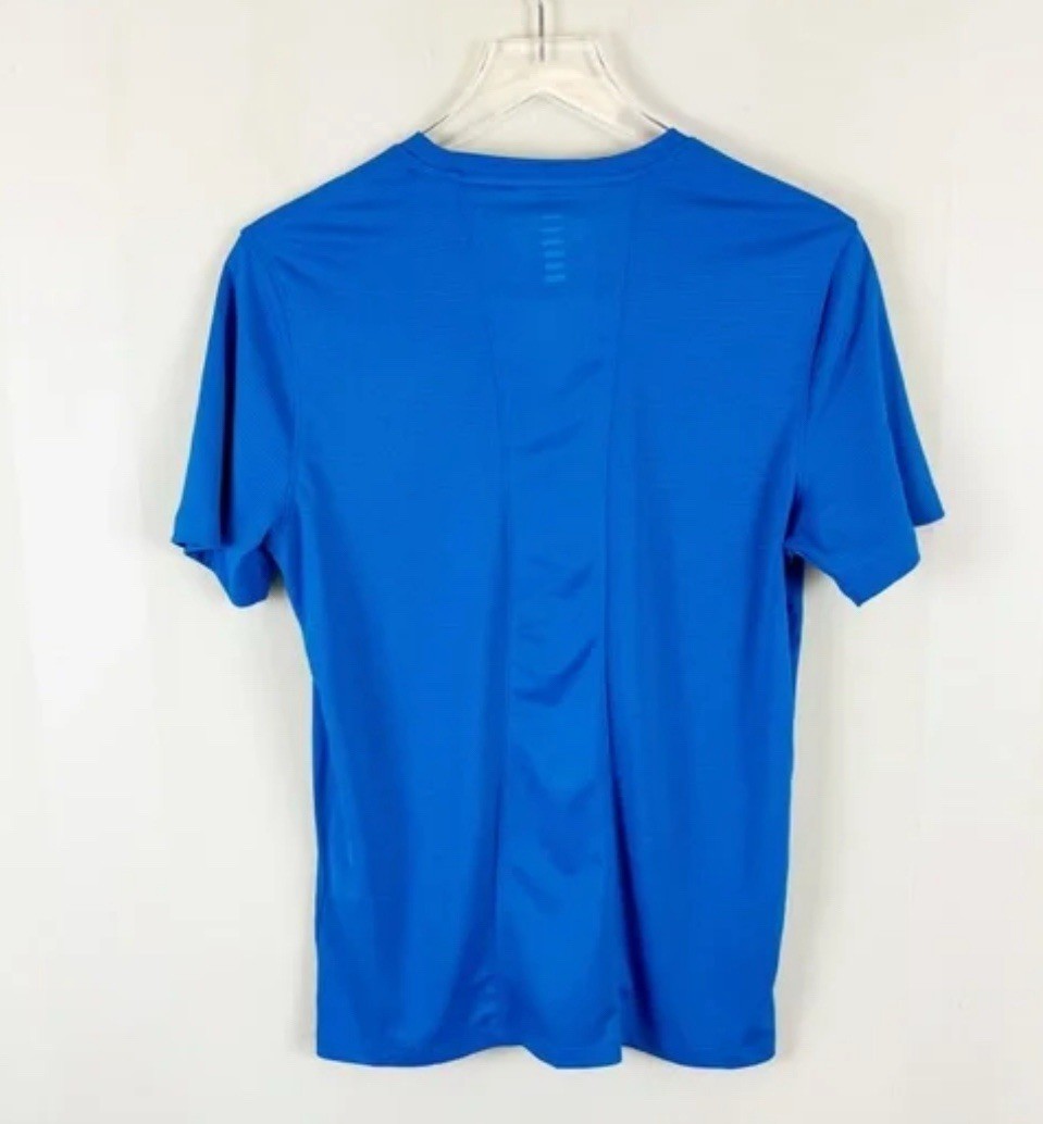 Under Armour Men’s UA Run Coolswitch Tee Medium Graphic Short Sleeve Medium Blue gallery