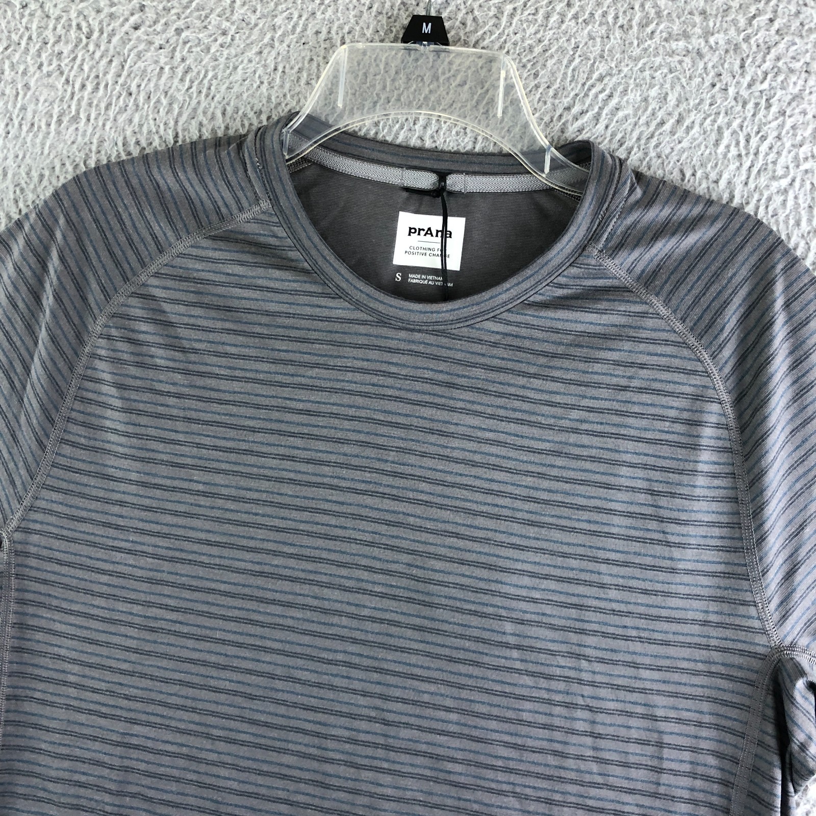 NWT PrAna Mission Trails Tee Men Small Grey Stripe Shirt Moisture Wick Perform gallery