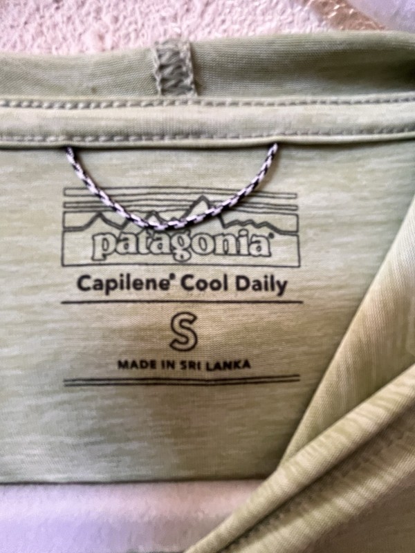 Patagonia Men’s Small Capilene Cool Daily Hoody Sun UPF Hoodie Pullover Green gallery