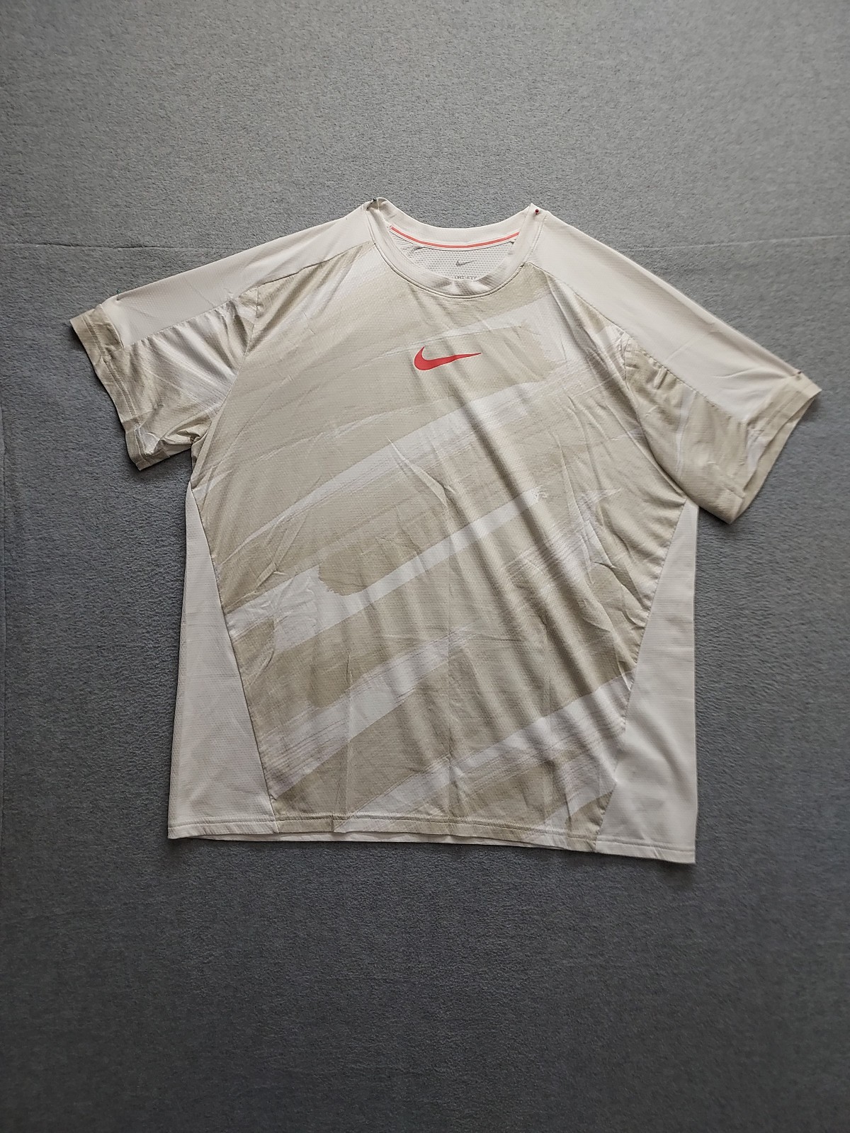 Nike Dri Fit Men Running Top L Beige Graphic Crew Neck Short Sleeve Active Shirt gallery