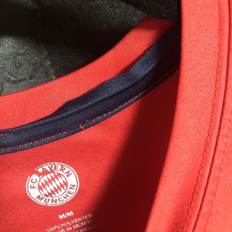 FC Bayern Munich Football/Soccer Club Training Tee Men's Size Medium Polyester gallery