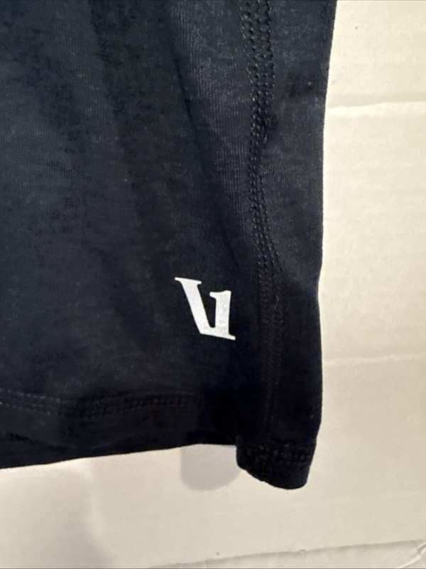 Vuori Ease 2.0 Performance V221 men’s Navy 1/4 zip stretch pocket Pullover M gallery