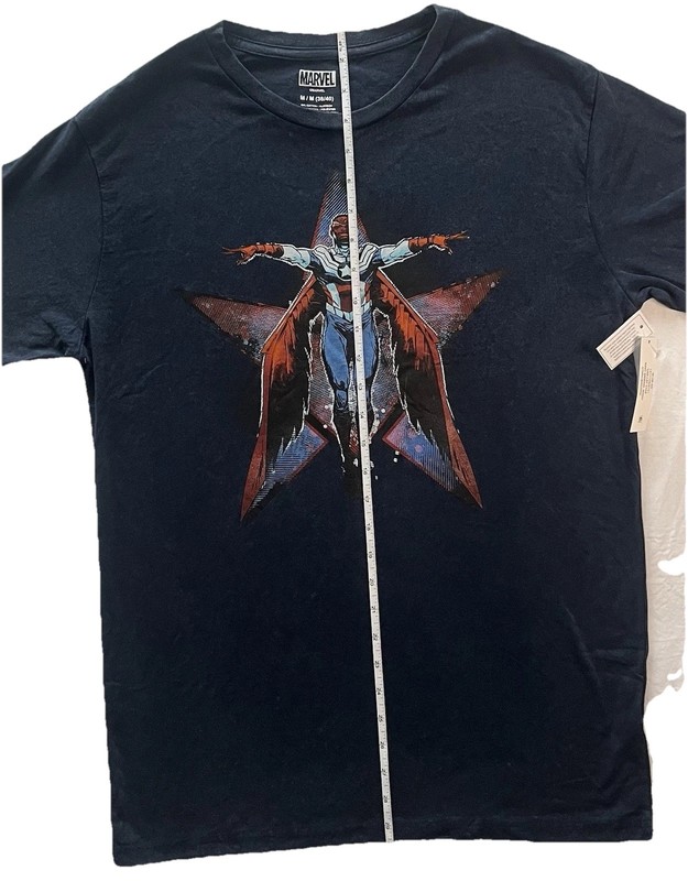 (Medium) Marvel Superhero Graphic T Shirt New W/ Tags gallery