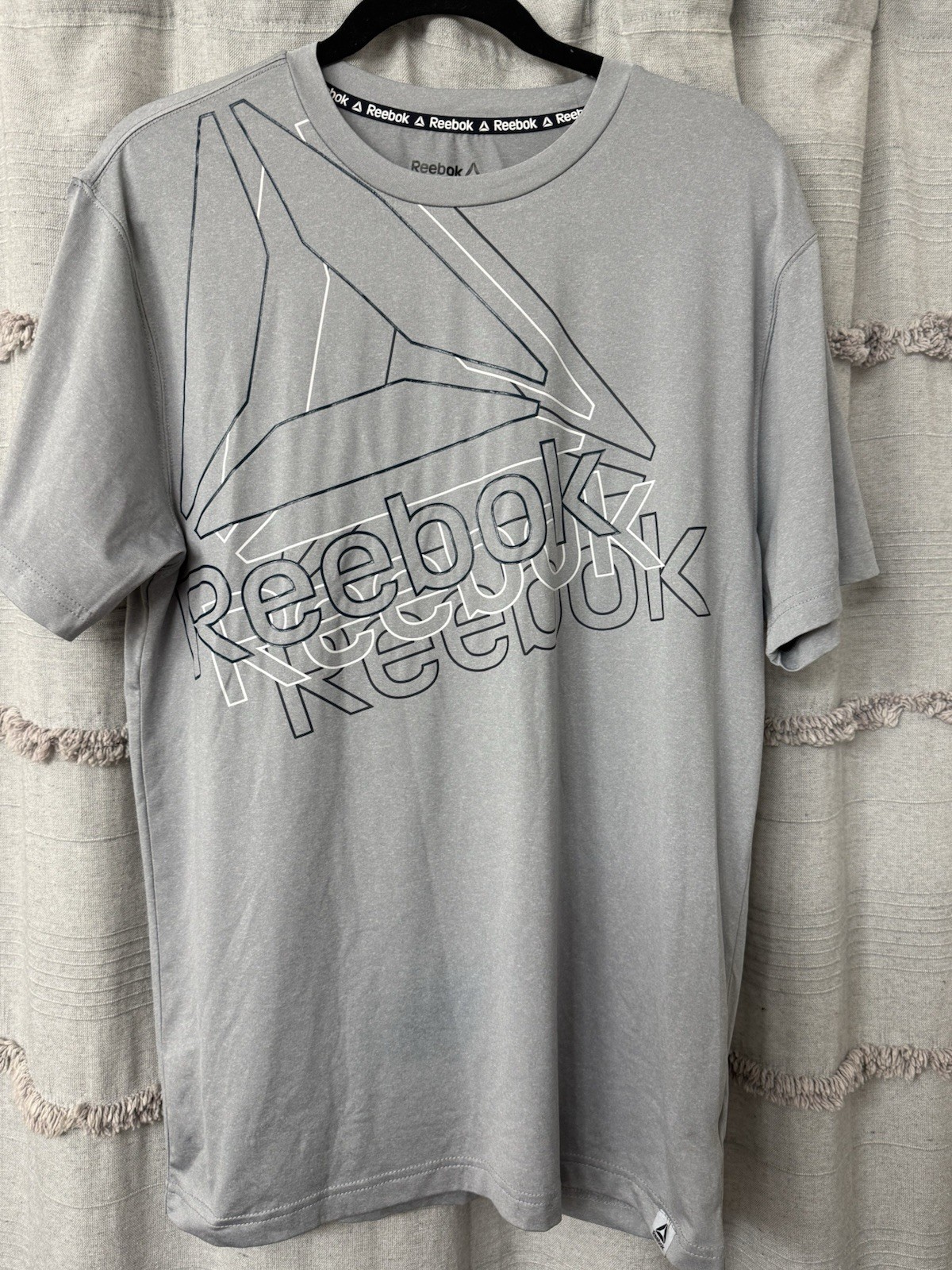 Reebok Performance Grey Stretch T-Shirt High Endurance Athletic Shirt-SIZE S gallery