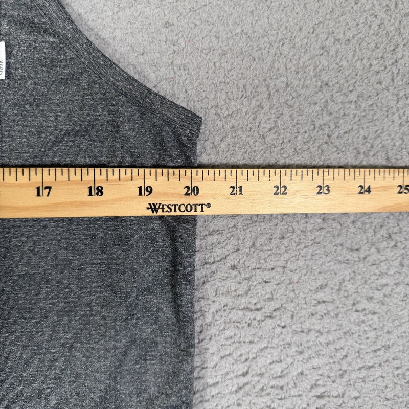 Vuori Shirt Mens Medium Gray Tradewind Performance Stretch Gym Workout Crossfit gallery