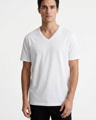 NWOT EMPORIO ARMANI UNDERWEAR MEN’S BASIC V-NECK T-SHIRT IN WHITE – L
