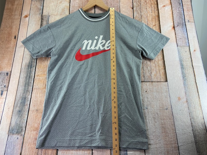 Nike Mesh T-Shirt Men's Medium Gray Red White Logo Short Sleeve Athletic Tee gallery
