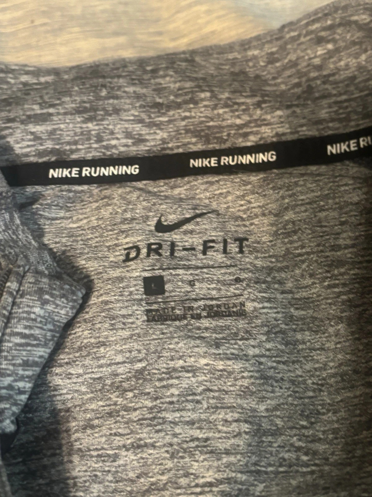 Nike Element Men's Dri-FIT 1/2-Zip Running Top Color Grey, Size L gallery