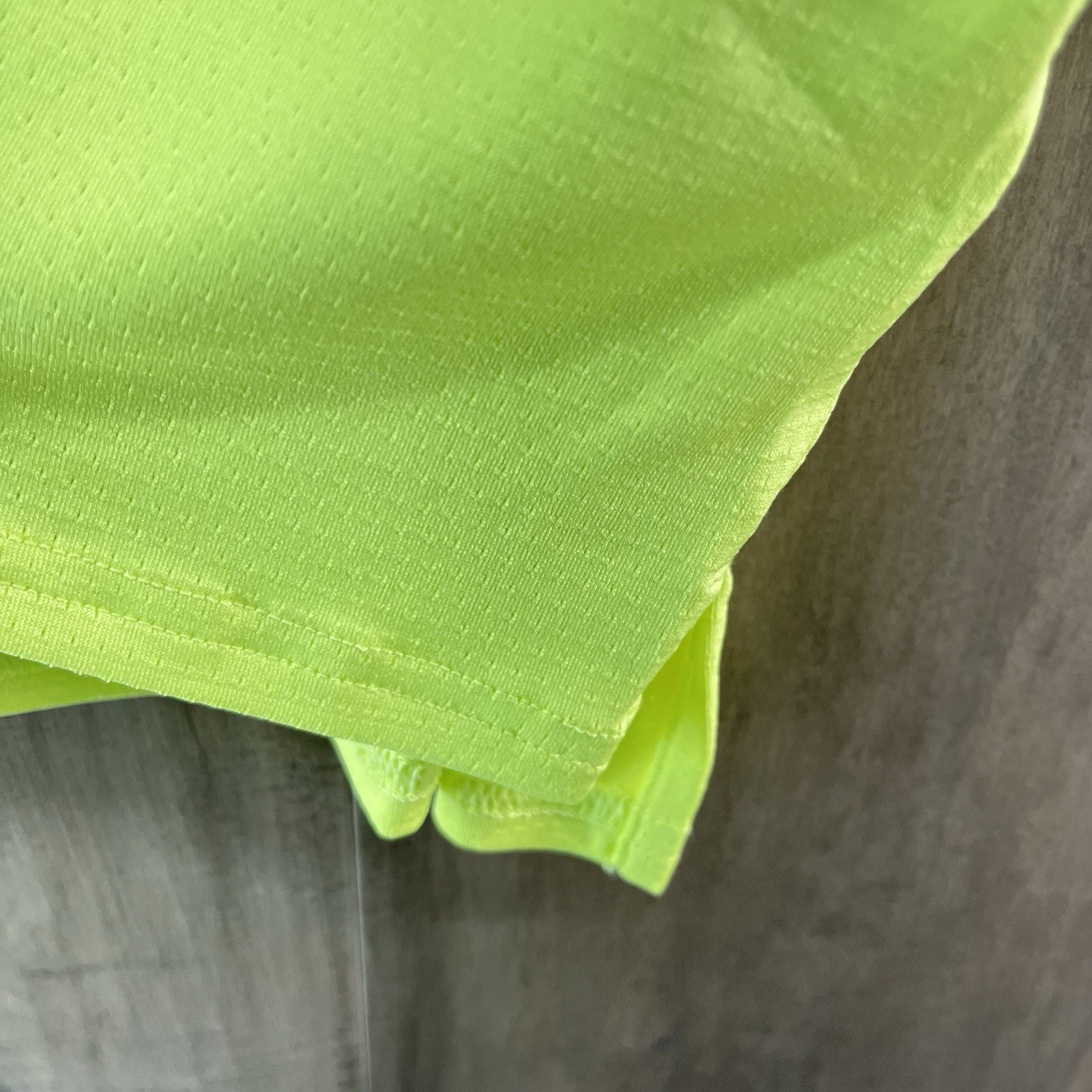 Nike Dri-FIT Men's Court Advantage Tennis Shirt Volt Size Large FD5319-736 gallery