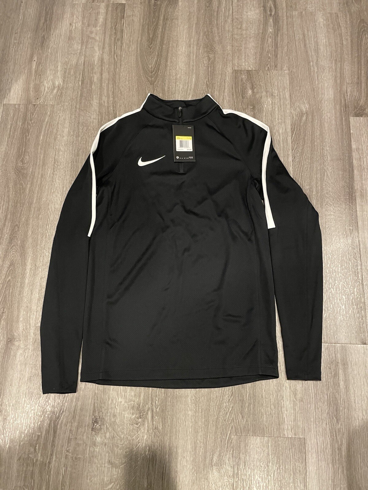 Nike Quarter Zip Long Sleeve Size Small gallery