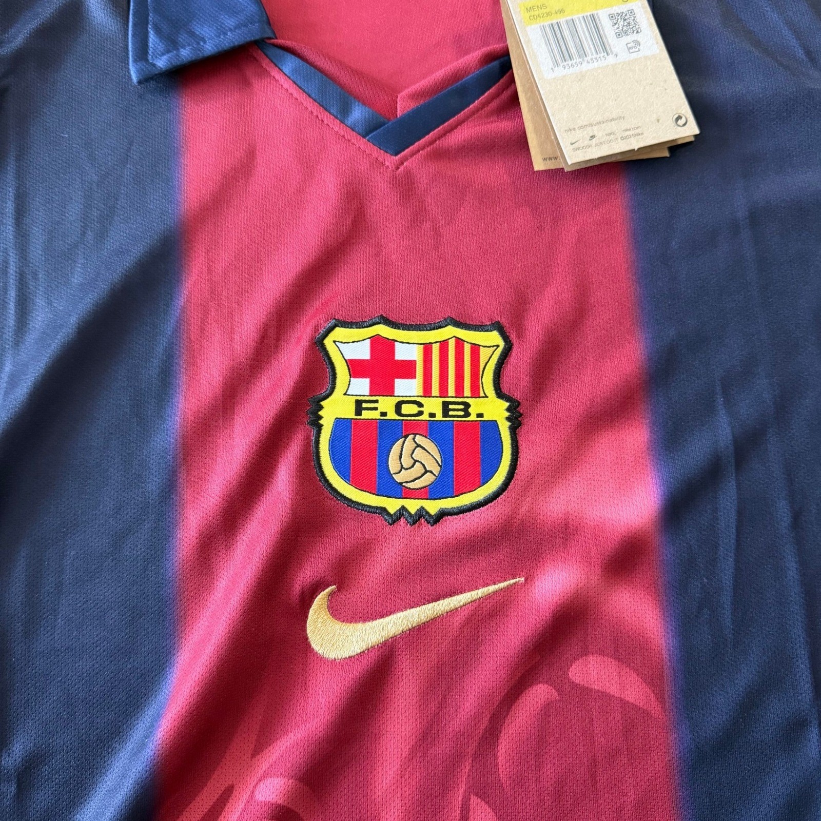 Nike Cactus Jack FC Barcelona Soccer Jersey Mens Small Red Blue NWT gallery