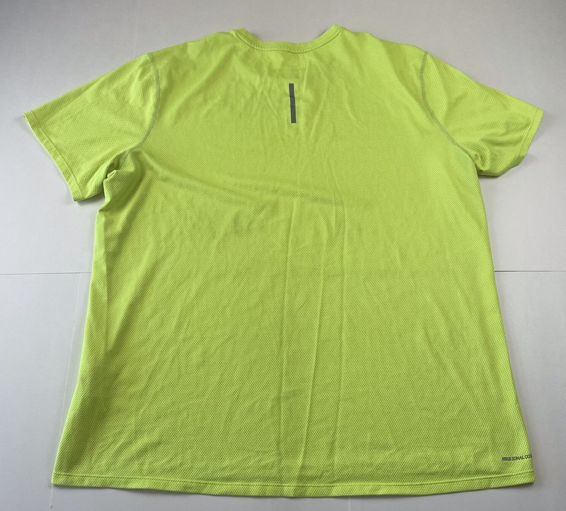 Nike Shirt Mens Sz XL Short Sleeve Lightweight Volt Yellow Dri-Fit Zonal Cooling gallery