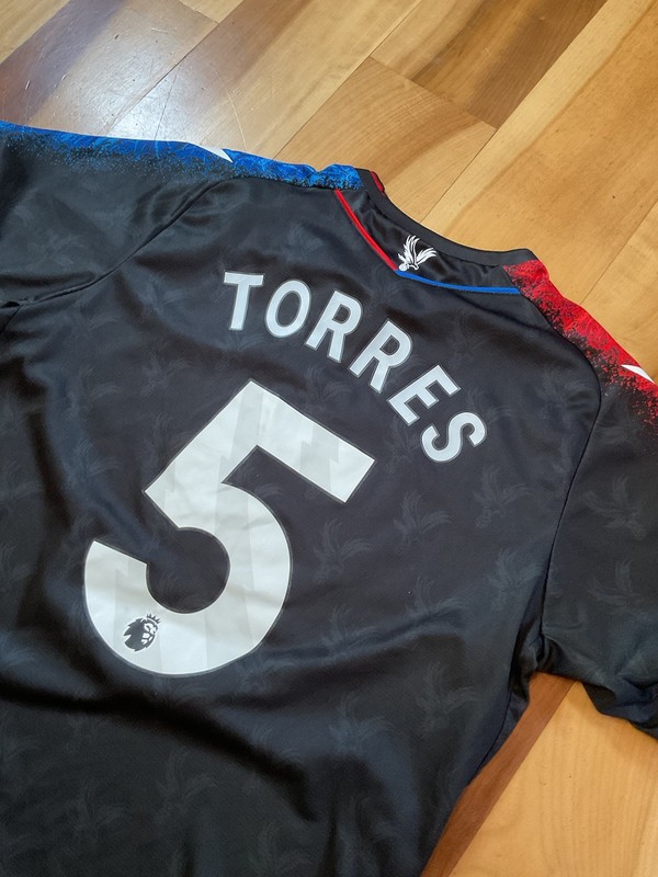 Crystal Palace Away Macron NET88 Torres 5 Black Red Blue Soccer Jersey Large gallery