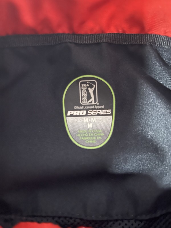 Pro Series 1/4 Zip Outerwear Pullover Med Black/Red gallery