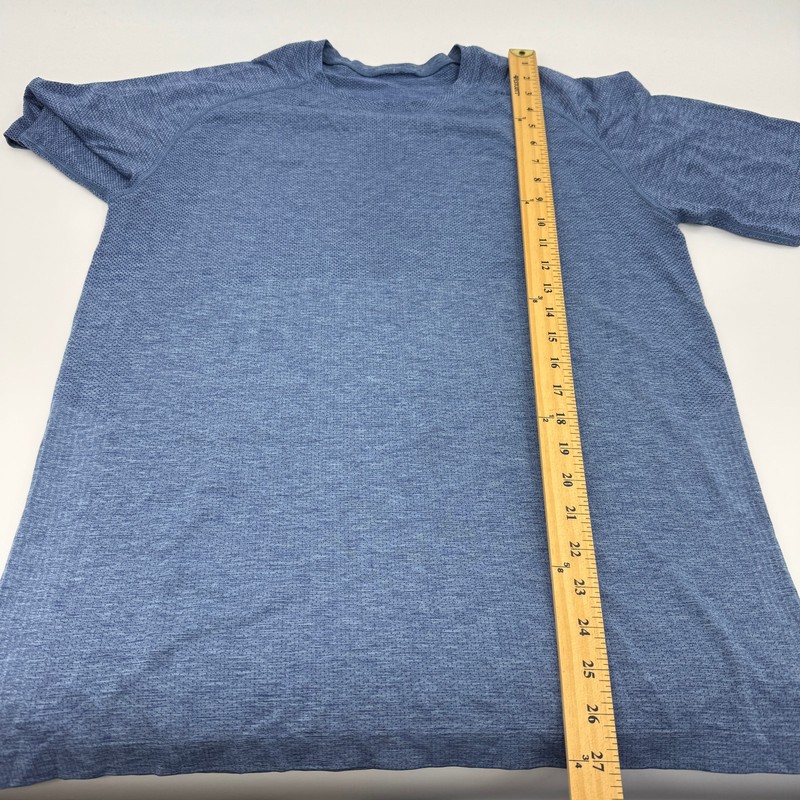 LULULEMON Mens Short Sleeve Technical Shirt Size L Blue Lightweight Athletic Top gallery