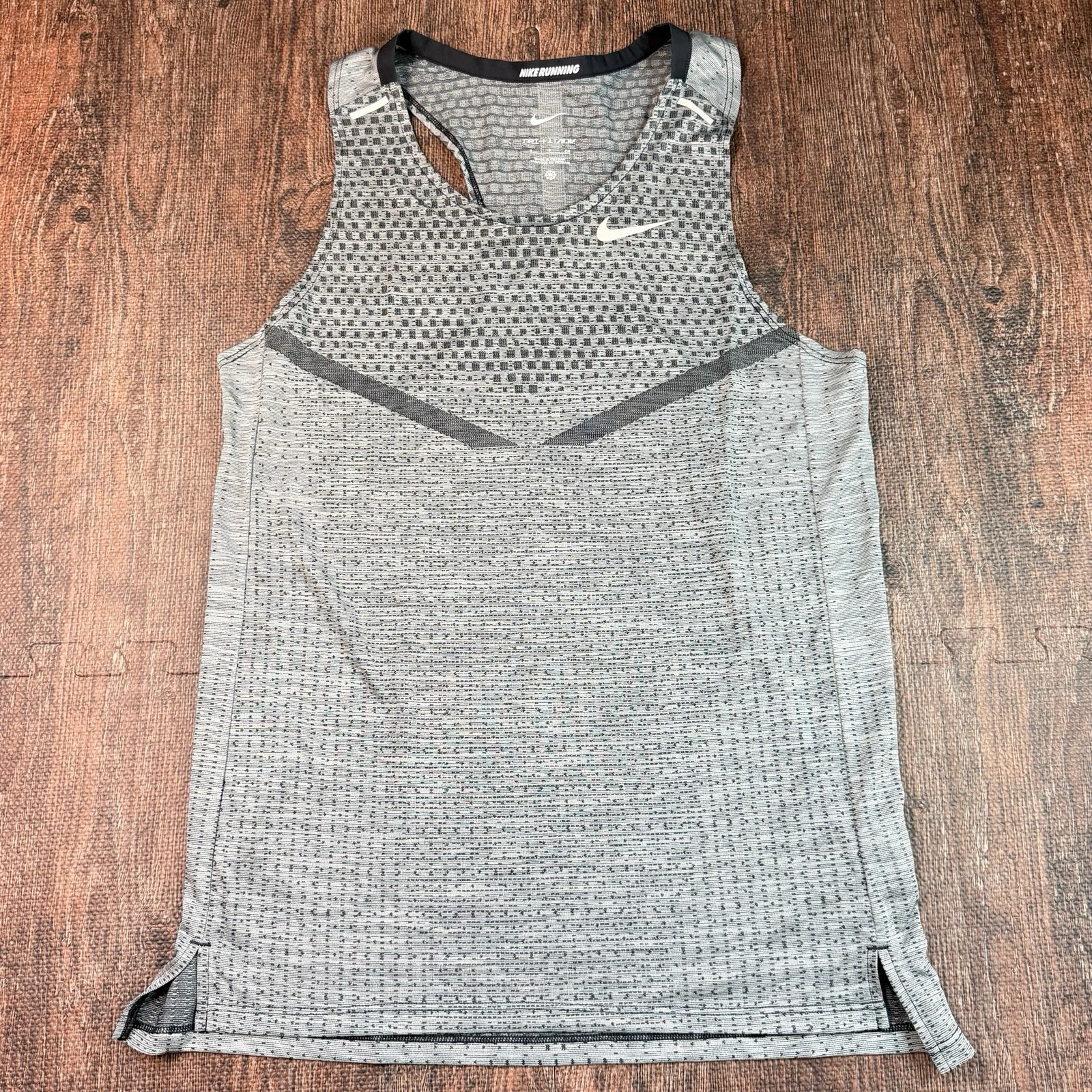 Nike DRI-FIT ADV Tech-Knit Ultra Running Tank Top Men's Sz S Grey DM4751-010 gallery