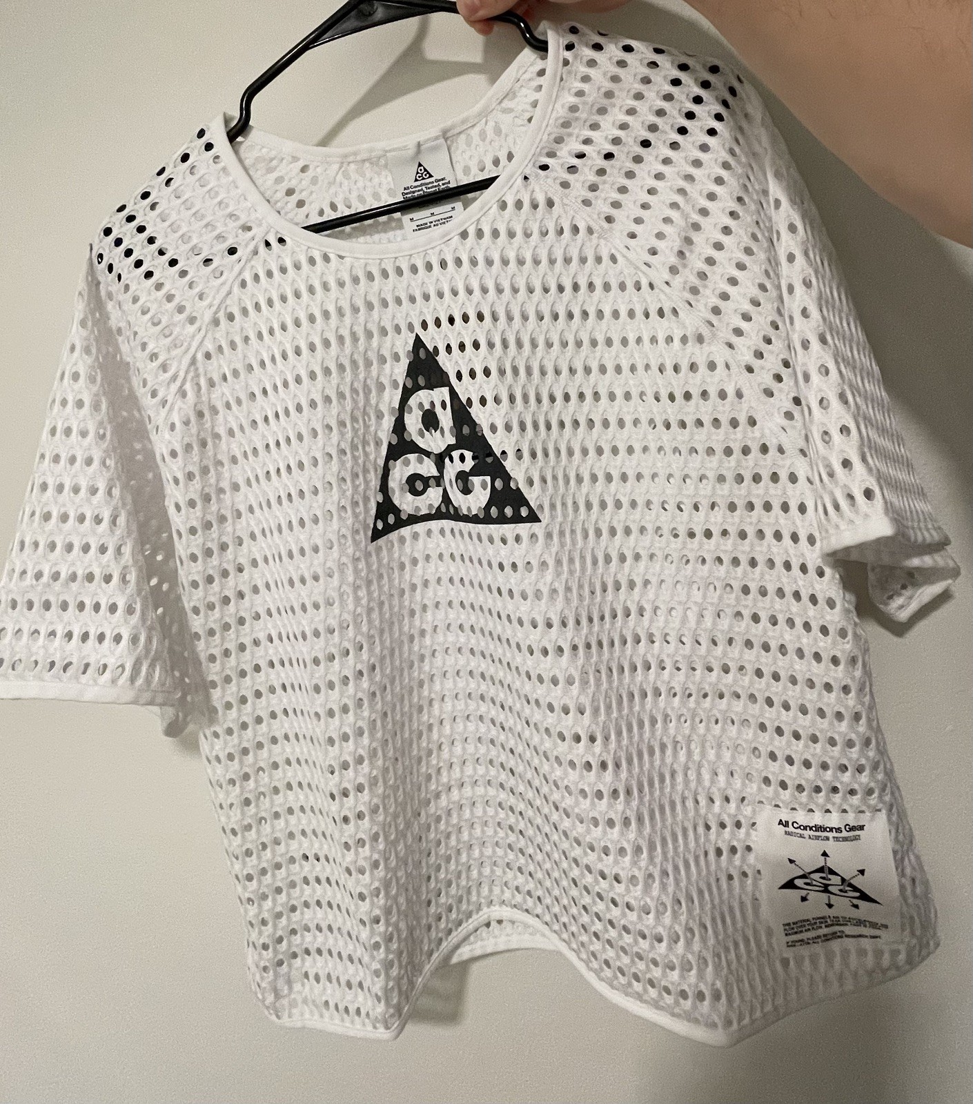 Nike ACG Radical AirFlow Short-Sleeve Trail Running Top Men’s Medium IV5366-100 gallery