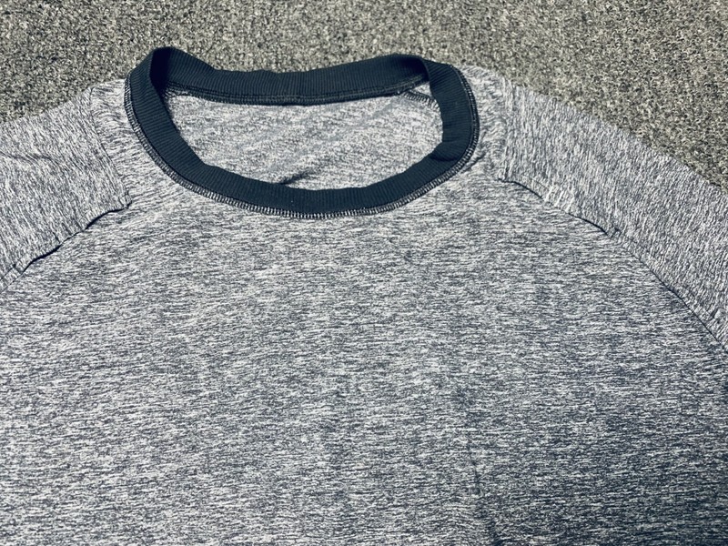 Lululemon Vent Tech Mens Shirt Medium Gray Spacedye Workout Yoga Long Sleeve gallery