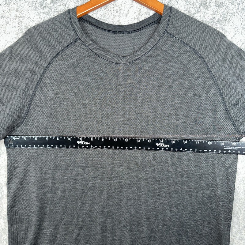 Lululemon Metal Vent Tech Shirt Men's L Dark Gray Live In Practice Training Gym gallery