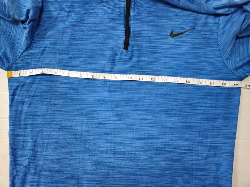 Nike Dri Fit Long Sleeve 1/4 Zip Mens Medium Blue Training gallery
