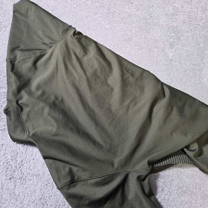 Under Armour Mens M ColdGear Mock Neck Olive Green Fitted Thermal Base Layer gallery