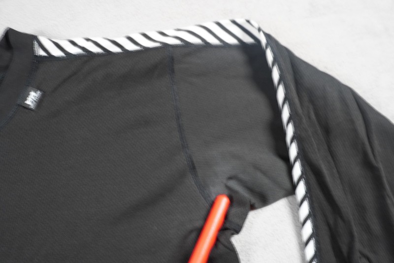 Helly Hansen Shirt Mens Small Black Base Layer Stripe Long Sleeve Polypropylene gallery