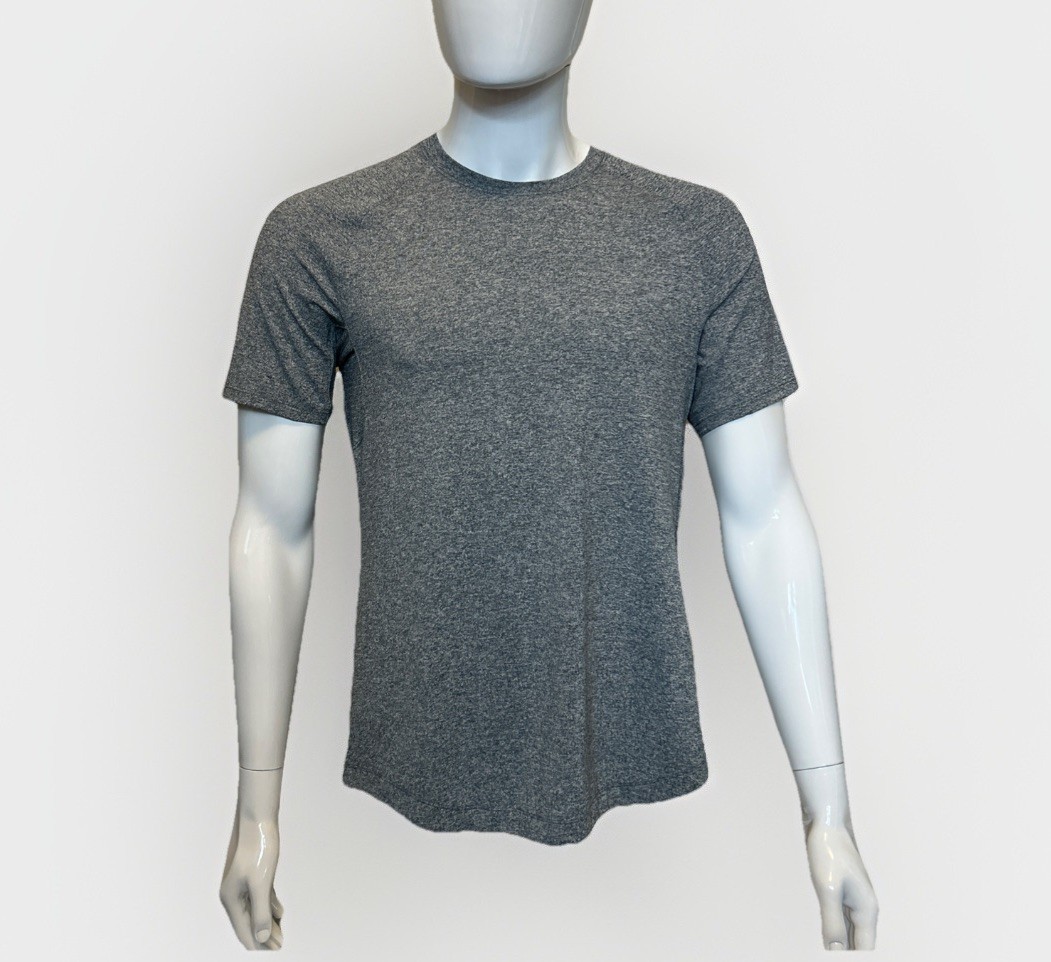 Lululemon License To Train Short Sleeve Heathered Gray Shirt Men’s Small NWT gallery