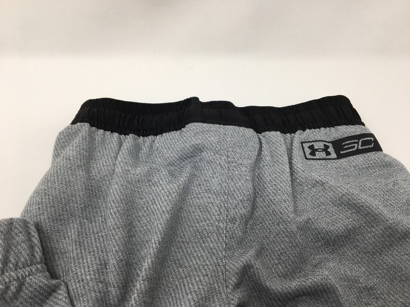 Under Armour SC30 Boy's Athletic Warm Up Pants Size YXS Gray Pockets Leg Zip gallery