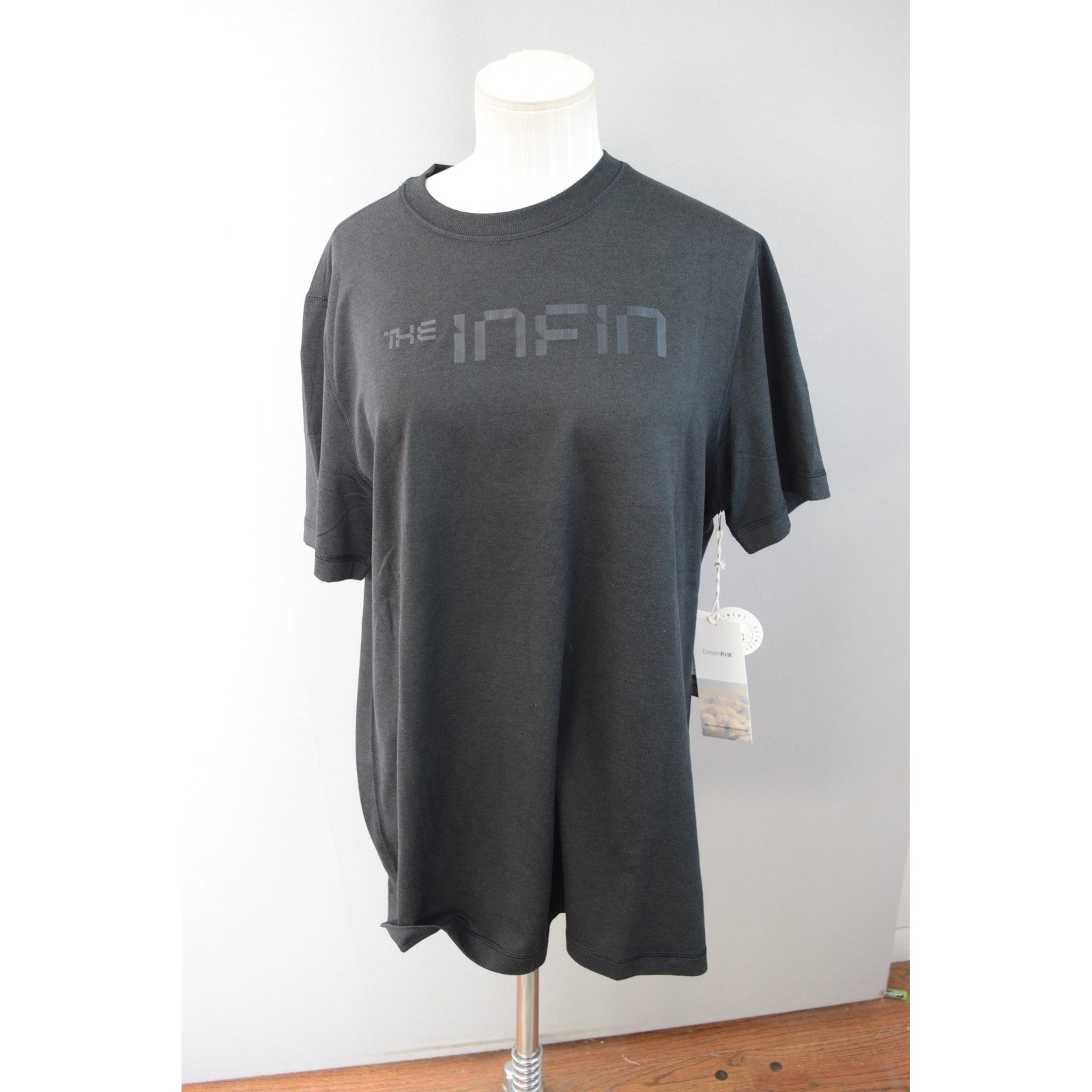 Vuori Ponto Performance Tee Large Black Heather DreamKnit Mens V1057 New LOGO gallery