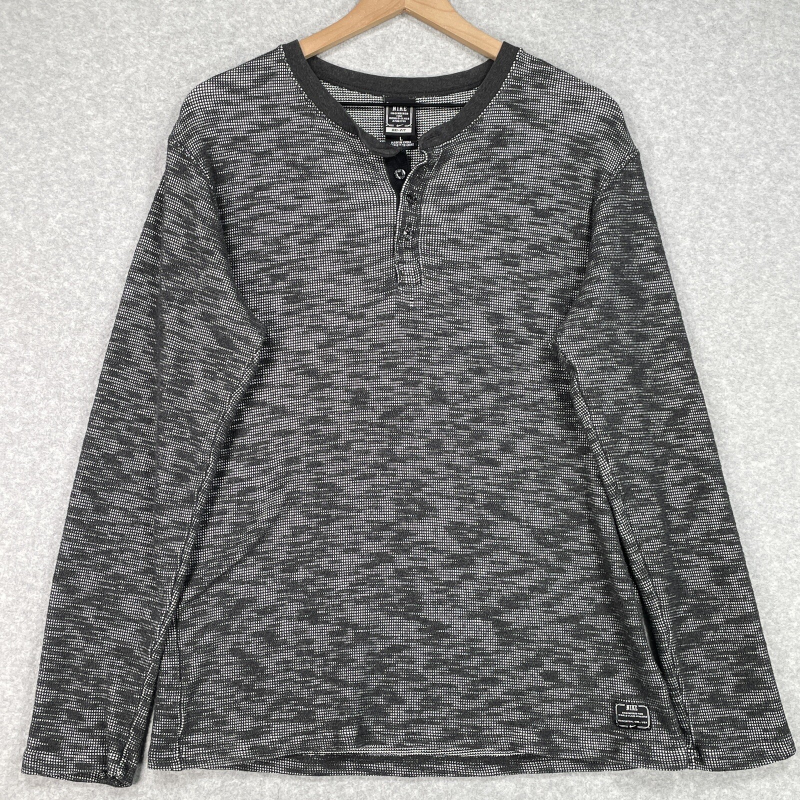 Nike Engineered Shirt L Black Henley Thermal Long Sleeve Dri Fit Pullover gallery