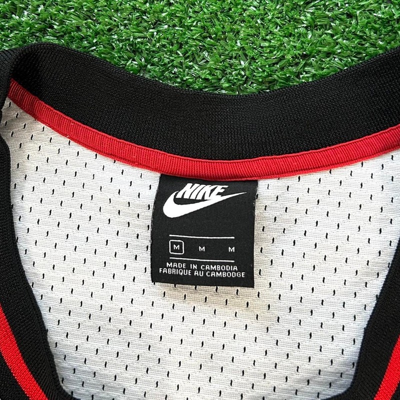 Retro Nike Mesh Basketball Jersey Size M gallery