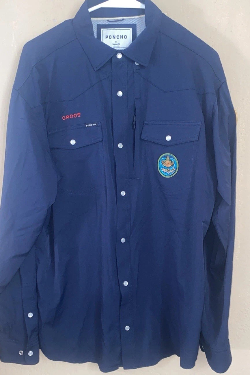 Poncho Men’s Long Sleeve Navy blue regular fit Medium snap buttons outdoor gallery