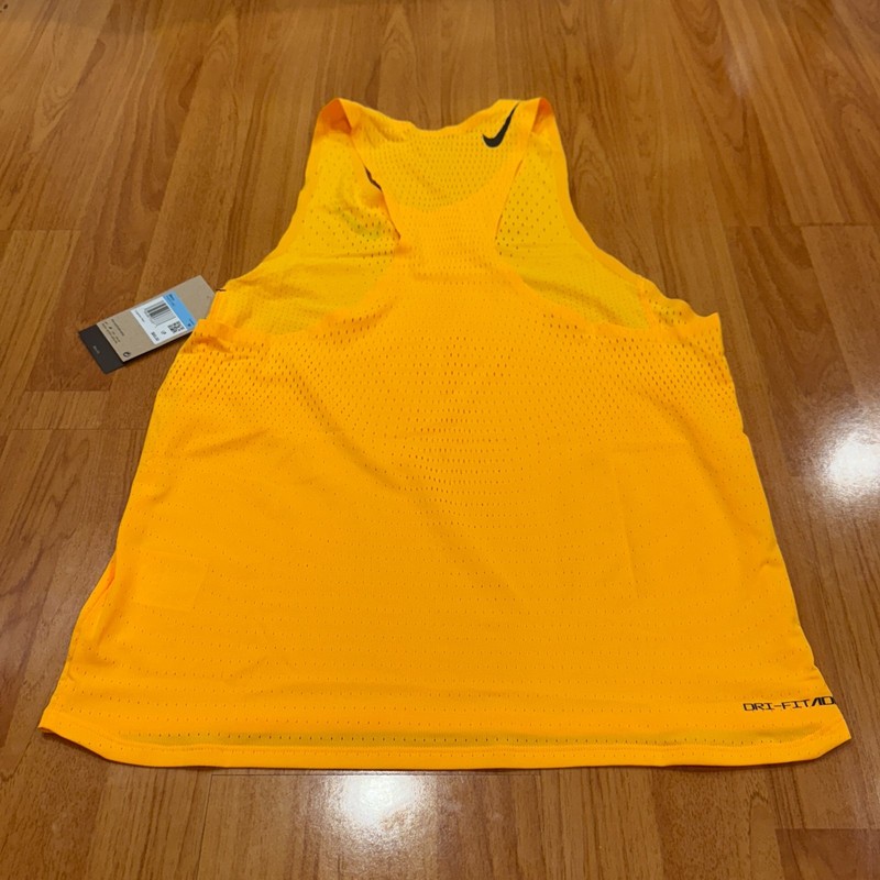 Nike AeroSwift Men's Dri-FIT ADV Running Singlet Laser Orange FN4231-845 gallery
