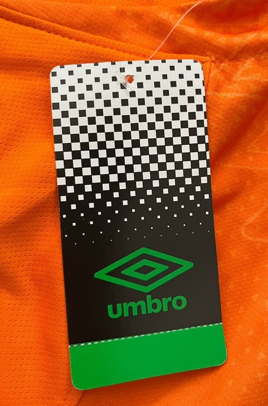 UMBRO Bright Orange Men’s Small Short Sleeve Athletic Top Shirt Manchester NWT gallery